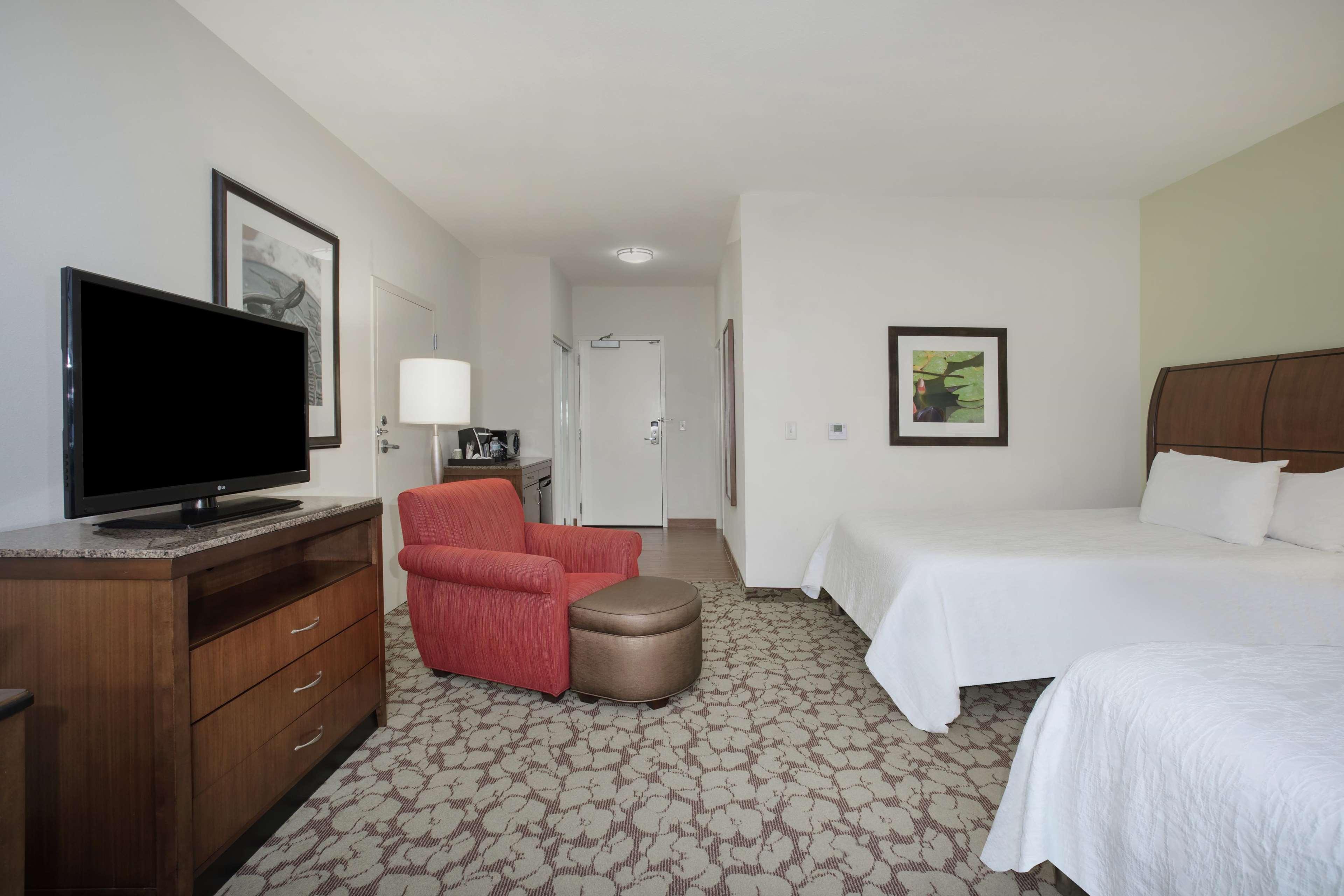 Hilton Garden Inn Lincoln Downtown/Haymarket Buitenkant foto