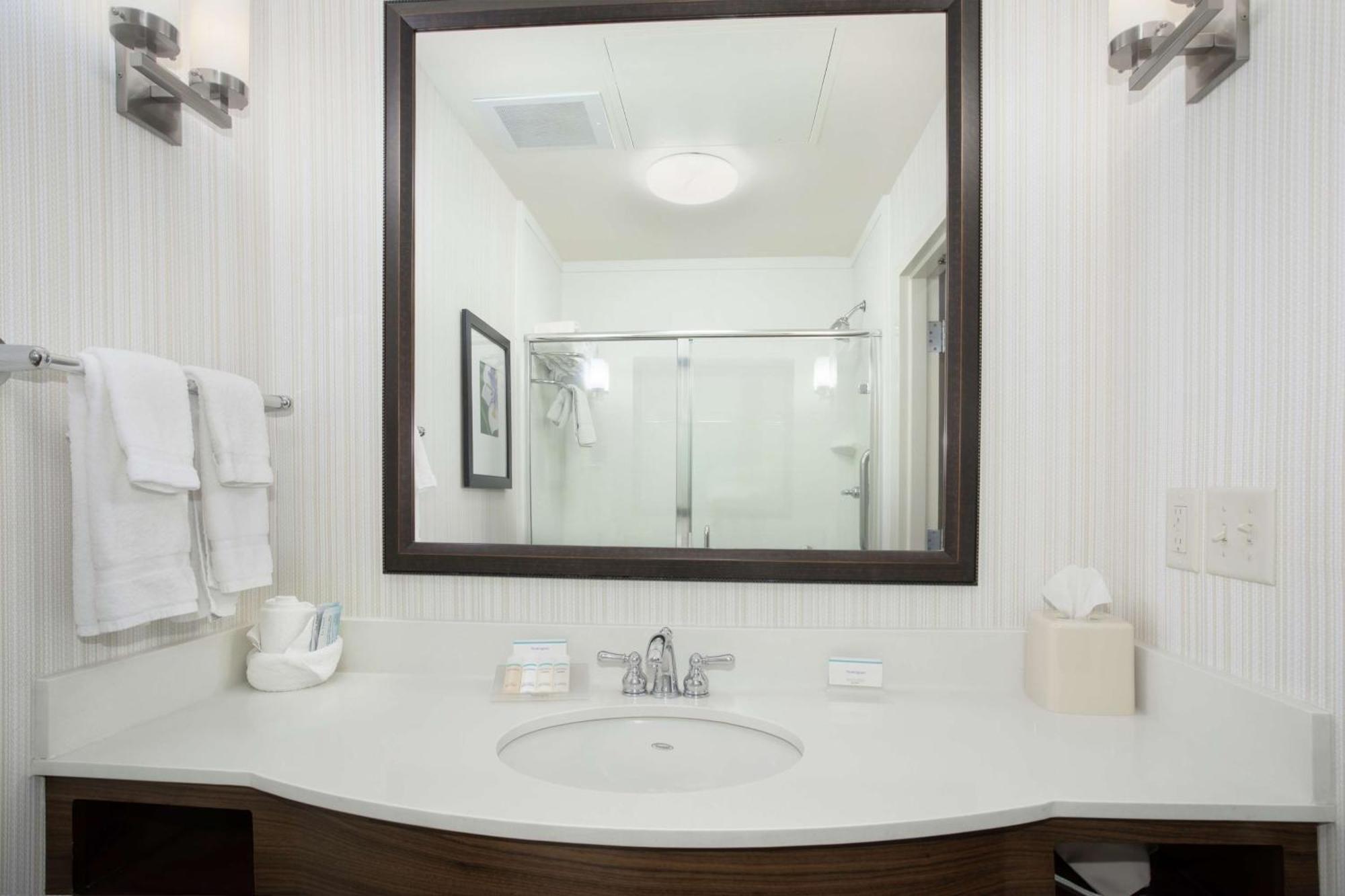 Hilton Garden Inn Lincoln Downtown/Haymarket Buitenkant foto
